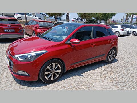 2017 Benzin + LPG Otomatik Hyundai i20 Kırmızı Yükseliş Nakil Araçları Turizm Ticaret ve Sanayi Anonim Şirketi