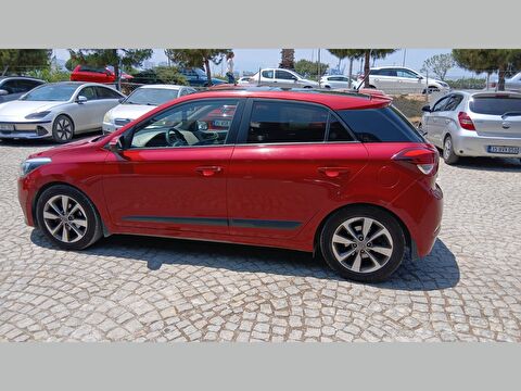 2017 Benzin + LPG Otomatik Hyundai i20 Kırmızı Yükseliş Nakil Araçları Turizm Ticaret ve Sanayi Anonim Şirketi