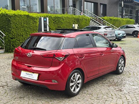 2018 Benzin + LPG Otomatik Hyundai i20 Kırmızı Yükseliş Nakil Araçları Turizm Ticaret ve Sanayi Anonim Şirketi