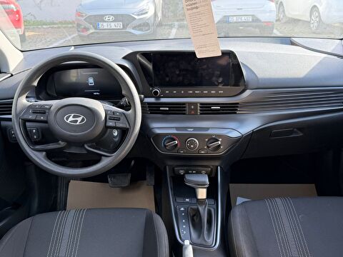 2025 Benzin Otomatik Hyundai i20 Beyaz Yükseliş Nakil Araçları Turizm Ticaret ve Sanayi Anonim Şirketi