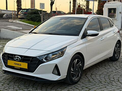 2023 Benzin Otomatik Hyundai i20 Beyaz Yükseliş Nakil Araçları Turizm Ticaret ve Sanayi Anonim Şirketi