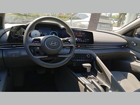 2024 Benzin Otomatik Hyundai Elantra Gri Yükseliş Nakil Araçları Turizm Ticaret ve Sanayi Anonim Şirketi