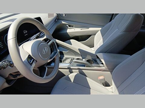 2024 Benzin Otomatik Hyundai Elantra Gri Yükseliş Nakil Araçları Turizm Ticaret ve Sanayi Anonim Şirketi