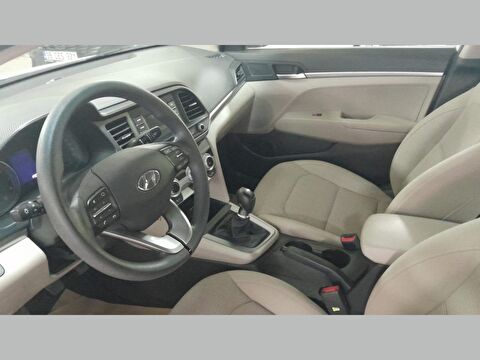 2019 Benzin Manuel Hyundai Elantra Beyaz Yükseliş Nakil Araçları Turizm Ticaret ve Sanayi Anonim Şirketi