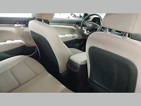 2019 Benzin Manuel Hyundai Elantra Beyaz Yükseliş Nakil Araçları Turizm Ticaret ve Sanayi Anonim Şirketi