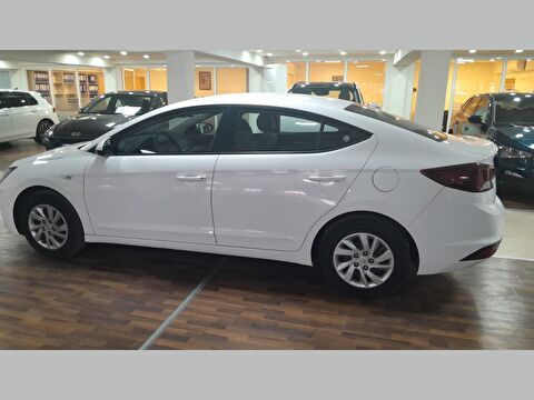 2019 Benzin Manuel Hyundai Elantra Beyaz Yükseliş Nakil Araçları Turizm Ticaret ve Sanayi Anonim Şirketi