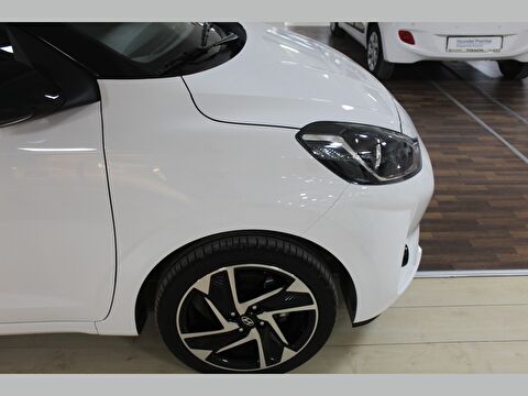 2024 Benzin Otomatik Hyundai i10 Beyaz Yükseliş Nakil Araçları Turizm Ticaret ve Sanayi Anonim Şirketi