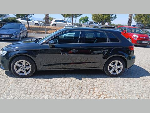 2020 Benzin Otomatik Audi A3 Siyah Yükseliş Nakil Araçları Turizm Ticaret ve Sanayi Anonim Şirketi