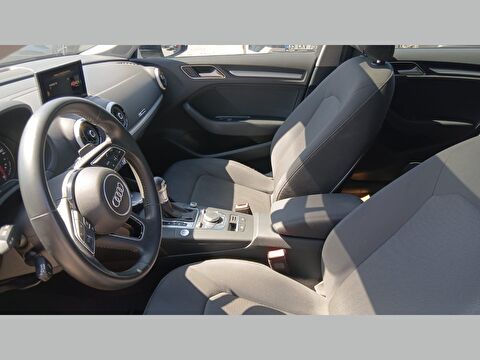 2020 Benzin Otomatik Audi A3 Siyah Yükseliş Nakil Araçları Turizm Ticaret ve Sanayi Anonim Şirketi