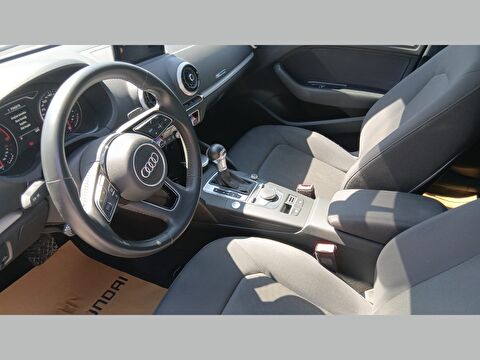 2020 Benzin Otomatik Audi A3 Siyah Yükseliş Nakil Araçları Turizm Ticaret ve Sanayi Anonim Şirketi