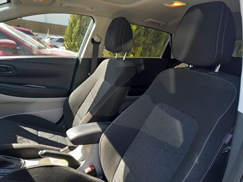 2024 Benzin Otomatik Hyundai Bayon Yeşil Yükseliş Nakil Araçları Turizm Ticaret ve Sanayi Anonim Şirketi