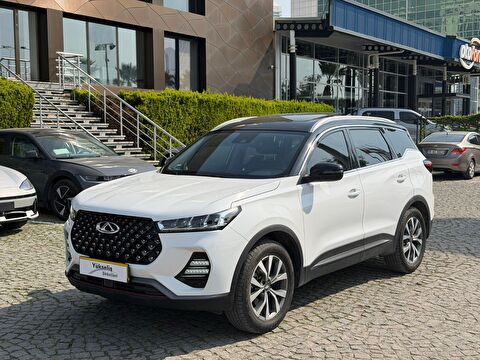 2.El Chery Tiggo 7 Pro SUV 1.6 TGDI Excellent DCT | Otomatik & Benzin | Beyaz | İzmir.2el 2023 Benzin Otomatik Chery Tiggo 7 Pro Beyaz Yükseliş Nakil Araçları Turizm Ticaret ve Sanayi Anonim Şirketi