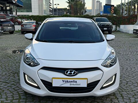 2013 Benzin Manuel Hyundai i30 Beyaz Yükseliş Nakil Araçları Turizm Ticaret ve Sanayi Anonim Şirketi