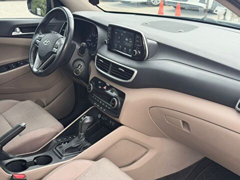 2020 Benzin + LPG Otomatik Hyundai Tucson Gri Yükseliş Nakil Araçları Turizm Ticaret ve Sanayi Anonim Şirketi