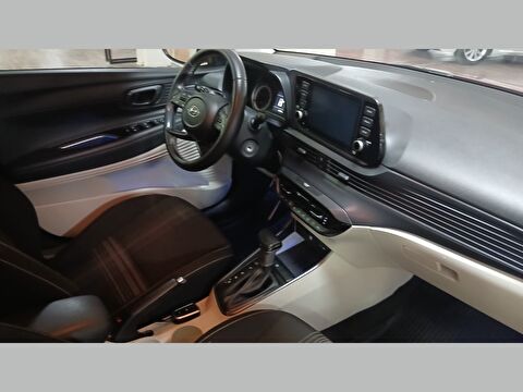2023 Benzin + LPG Otomatik Hyundai Bayon Kırmızı Yükseliş Nakil Araçları Turizm Ticaret ve Sanayi Anonim Şirketi