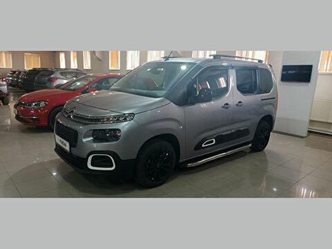 Citroen, Berlingo, Kombi 1.5 BlueHDI Shine EAT8, Otomatik, Dizel 2. el otomobil | renew Mobile