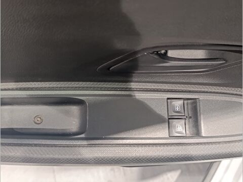 dacia, sandero, hatchback 1.0 tce eco-g stepway essential, manuel, benzin + lpg 2.el otomobil | renew 16