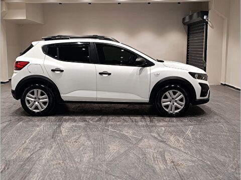 dacia, sandero, hatchback 1.0 tce eco-g stepway essential, manuel, benzin + lpg 2.el otomobil | renew 13