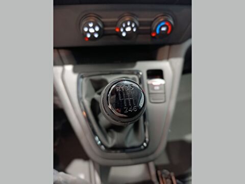 renault, kangoo, 1.5 bluedci l2 equilibre, manuel, dizel 2.el otomobil | renew 7