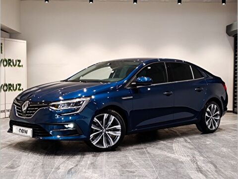 Sedan 1.3 TCe Icon EDC, 2. el otomobil | renew