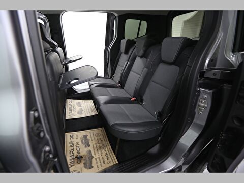 renault, kangoo multix, combi 1.3 tce ıconic edc, otomatik, benzin 2.el otomobil | renew 16