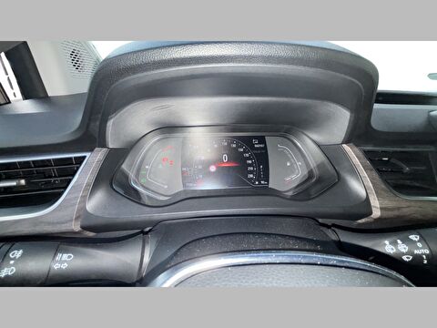 renault, kangoo multix, combi 1.3 tce ıconic edc, otomatik, benzin 2.el otomobil | renew 10