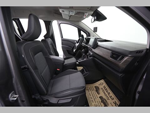 renault, kangoo multix, combi 1.3 tce ıconic edc, otomatik, benzin 2.el otomobil | renew 28