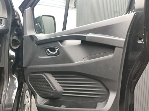 renault, trafic, 2.0 dcı 6m3 grand confort 8+1, otomatik, dizel 2.el otomobil | renew 22