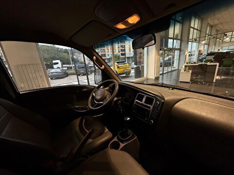 hyundai, h 100, kamyonet 2.5 crdı kasalı kilimalı (esp), manuel, dizel 2.el otomobil | renew 23