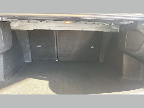 renault, megane, sedan 1.3 tce touch edc, otomatik, benzin 2.el otomobil | renew 10