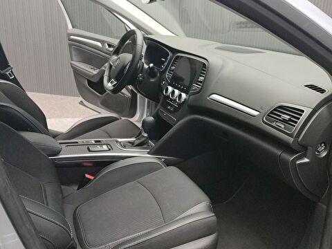 renault, megane, sedan 1.3 tce ıcon edc, otomatik, benzin 2.el otomobil | renew 17