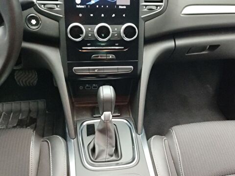 renault, megane, sedan 1.3 tce ıcon edc, otomatik, benzin 2.el otomobil | renew 18