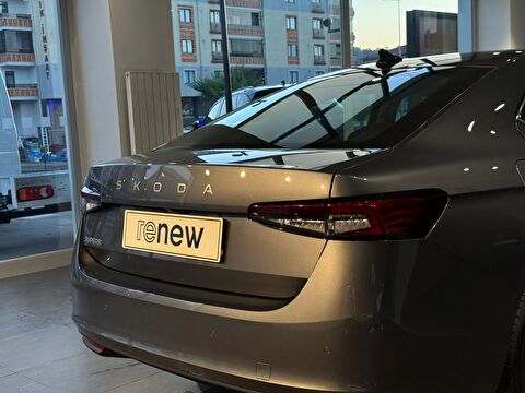 skoda, superb, sedan 1.5 tsı mhev premium dsg, otomatik, mhev 2.el otomobil | renew 26