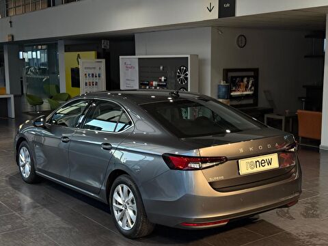 skoda, superb, sedan 1.5 tsı mhev premium dsg, otomatik, mhev 2.el otomobil | renew 30