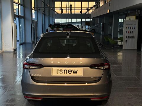 skoda, superb, sedan 1.5 tsı mhev premium dsg, otomatik, mhev 2.el otomobil | renew 34