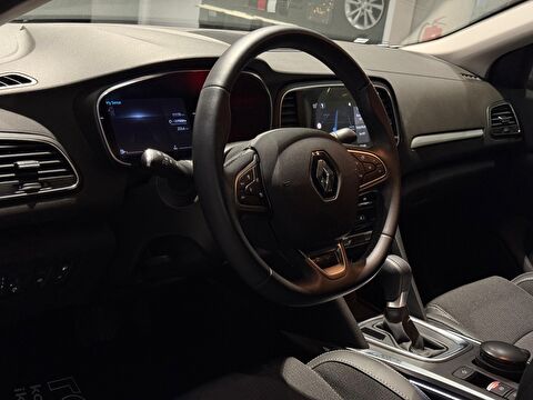 renault, megane, sedan 1.3 tce ıcon edc, otomatik, benzin 2.el otomobil | renew 27