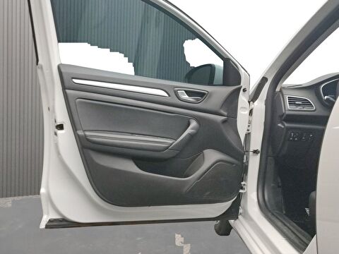 renault, megane, sedan 1.3 tce ıcon edc, otomatik, benzin 2.el otomobil | renew 20