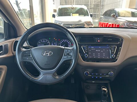 hyundai, i20, hatchback 1.4 mpı elite panoramik cam tavan otomatik, otomatik, benzin 2.el otomobil | renew 9