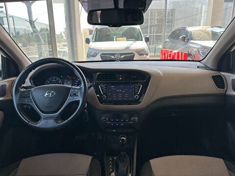 hyundai, i20, hatchback 1.4 mpı elite panoramik cam tavan otomatik, otomatik, benzin 2.el otomobil | renew 8
