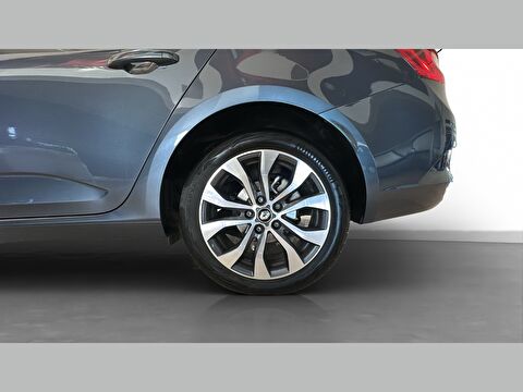 renault, megane, sedan 1.5 blue dcı ıcon edc, otomatik, dizel 2.el otomobil | renew 8