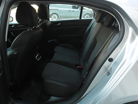 renault, megane, sedan 1.3 tce touch edc, otomatik, benzin 2.el otomobil | renew 8