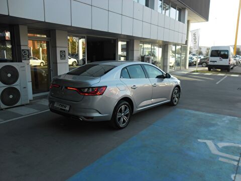 renault, megane, sedan 1.3 tce touch edc, otomatik, benzin 2.el otomobil | renew 14