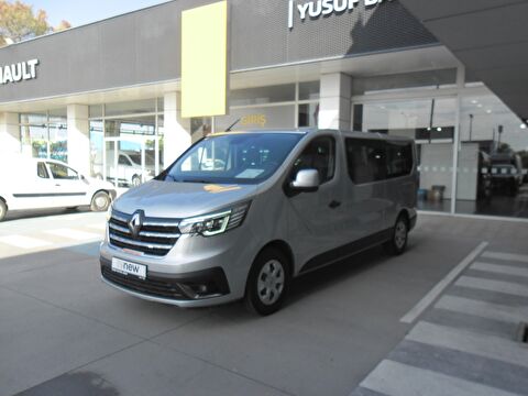 renault, trafic combi, 8+1 grand confort 2.0 blue dci eag9 170 bg, otomatik, dizel 2.el otomobil | renew 7