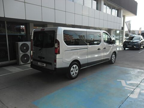 renault, trafic combi, 8+1 grand confort 2.0 blue dci eag9 170 bg, otomatik, dizel 2.el otomobil | renew 18