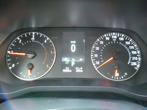 renault, trafic combi, 8+1 grand confort 2.0 blue dci eag9 170 bg, otomatik, dizel 2.el otomobil | renew 25