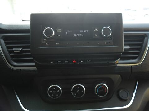 renault, trafic combi, 8+1 grand confort 2.0 blue dci eag9 170 bg, otomatik, dizel 2.el otomobil | renew 14