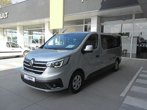 8+1 Grand Confort 2.0 Blue dCi EAG9 170 bg, 2. el otomobil | renew