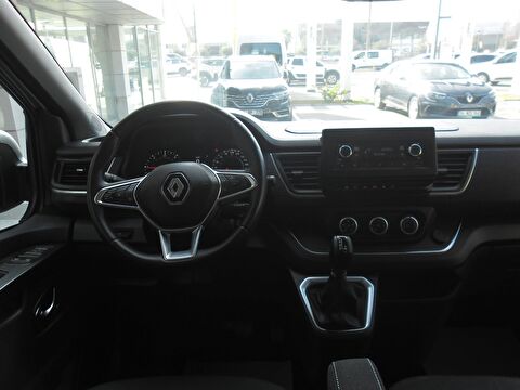 renault, trafic combi, 8+1 grand confort 2.0 blue dci eag9 170 bg, otomatik, dizel 2.el otomobil | renew 13