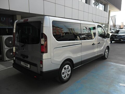 renault, trafic combi, 8+1 grand confort 2.0 blue dci eag9 170 bg, otomatik, dizel 2.el otomobil | renew 11