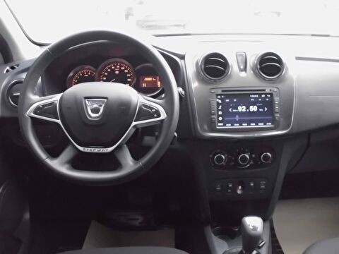 dacia, sandero, hatchback 0.9 tce stepway easy-r, otomatik, benzin 2.el otomobil | renew 10
